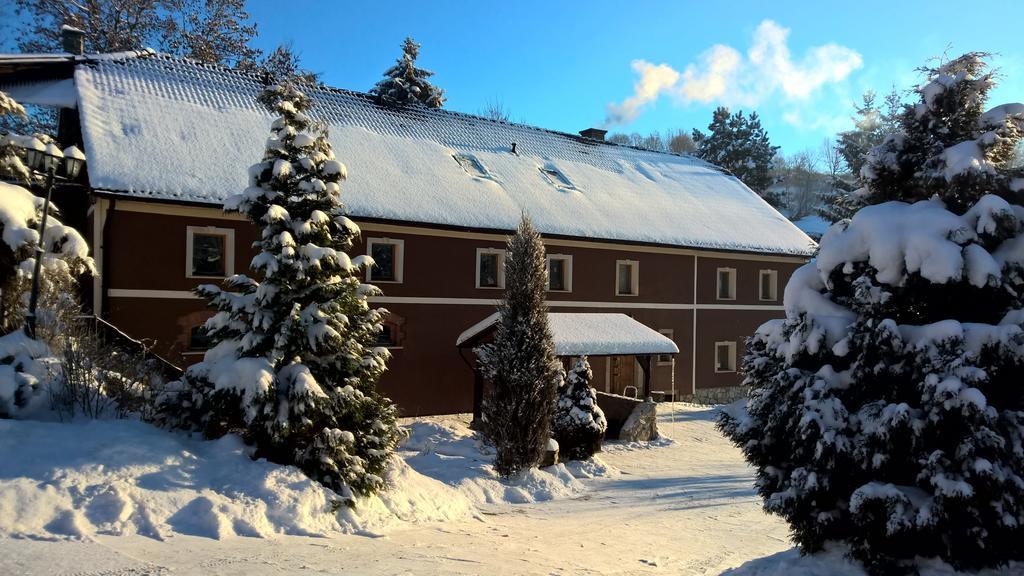 Agroturystyka Ulima Dziwiszow ภายนอก รูปภาพ